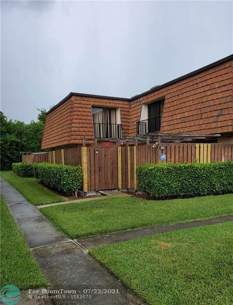 423 4th Lane - Photo 1