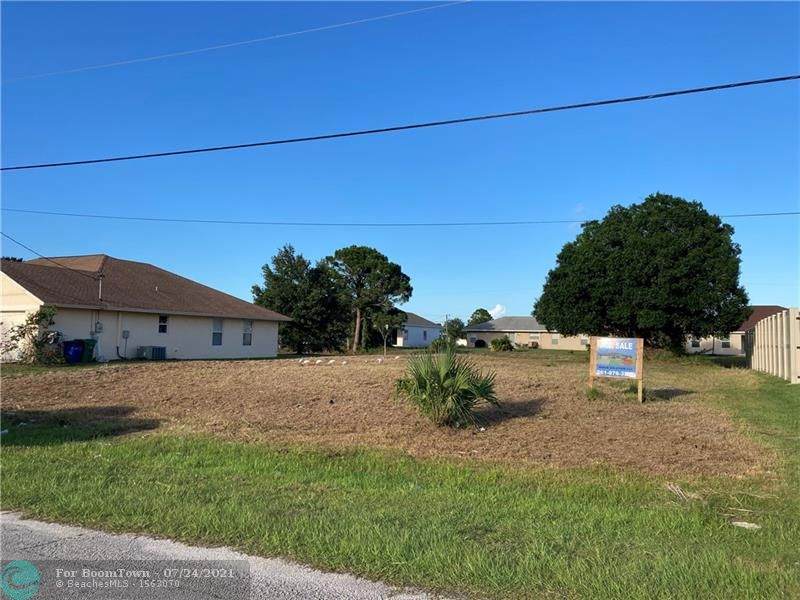 3949 Sw Kamsler St - Photo 1