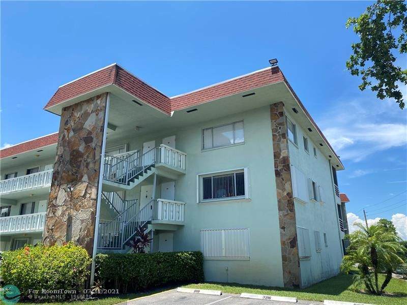 3200 Springdale Blvd - Photo 1