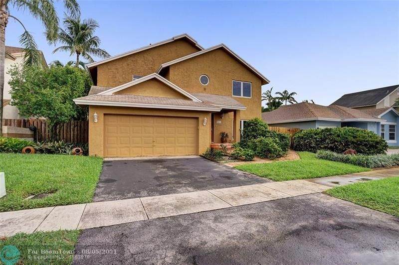 9631 9th Ct - Photo 1