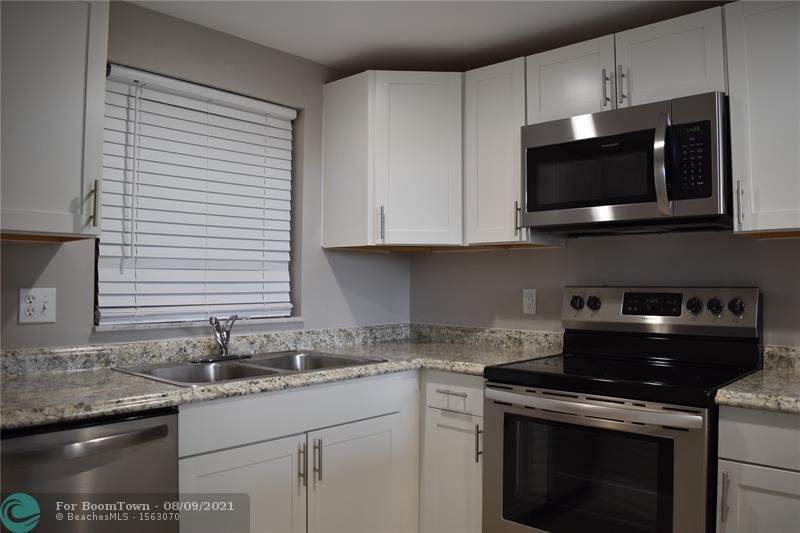 9470 Live Oak Pl - Photo 1