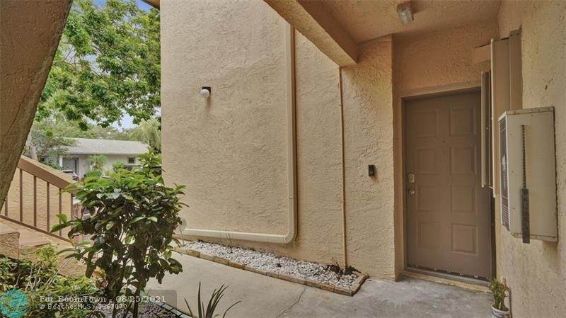 4461 Carambola Cir - Photo 1