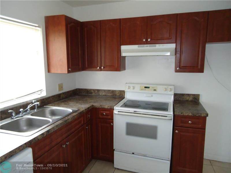 1848 55th Ave - Photo 1