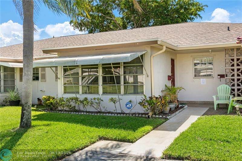 1252 Club Dr - Photo 1