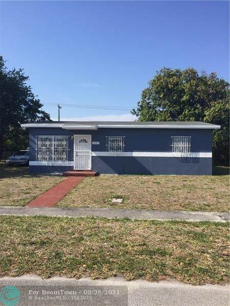 1327 Lee St - Photo 1