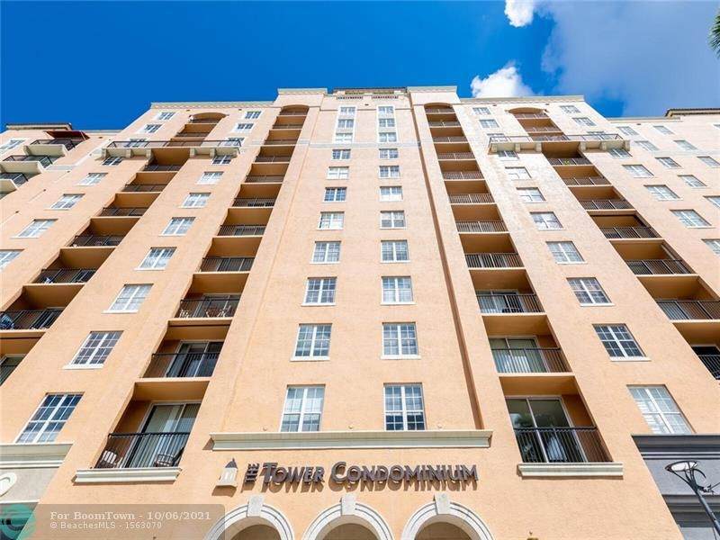 651 Okeechobee Blvd - Photo 1