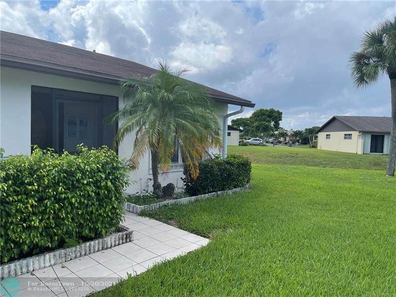 15524 Bottlebrush Cir - Photo 1