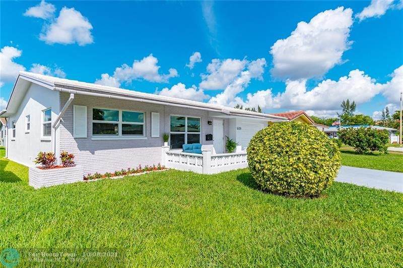 5721 64th Way - Photo 1