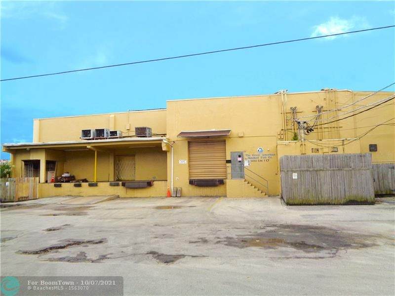 1400 1st Ct - Photo 1