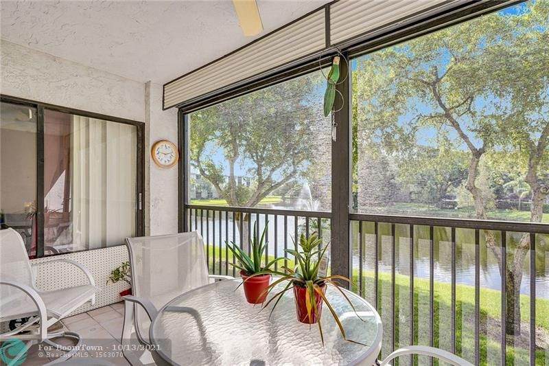 2240 Cypress Bend Dr - Photo 1