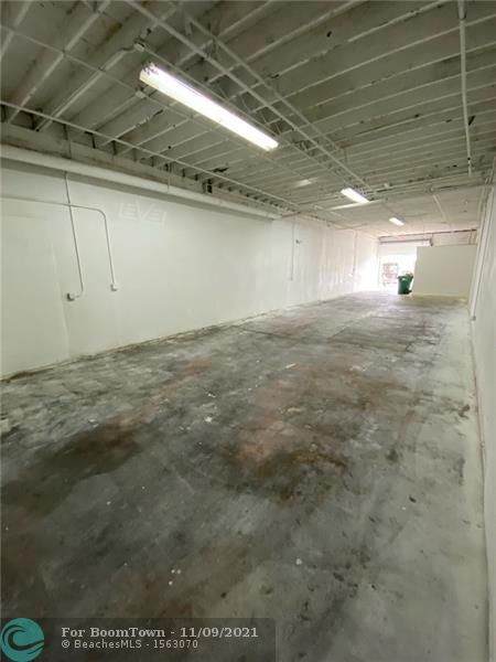 729 6th Ave - Photo 1