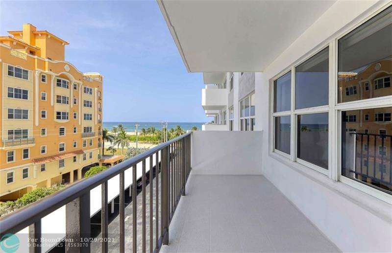 405 Ocean Blvd - Photo 1