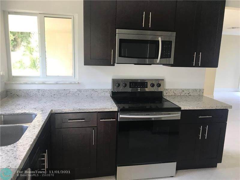 250 69th Way - Photo 1