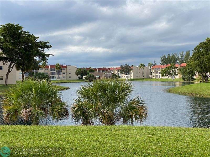 2831 Sunrise Lakes Dr - Photo 1