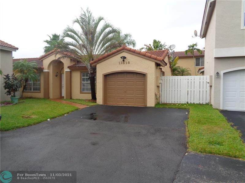 12618 15th St - Photo 1