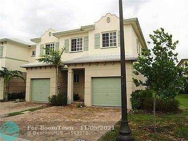 2020 Nassau Dr - Photo 1