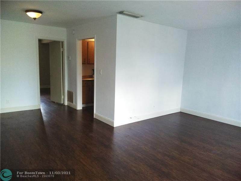 4320 6TH ST - Photo 1