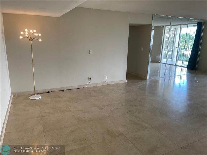 1890 Ocean Dr - Photo 1