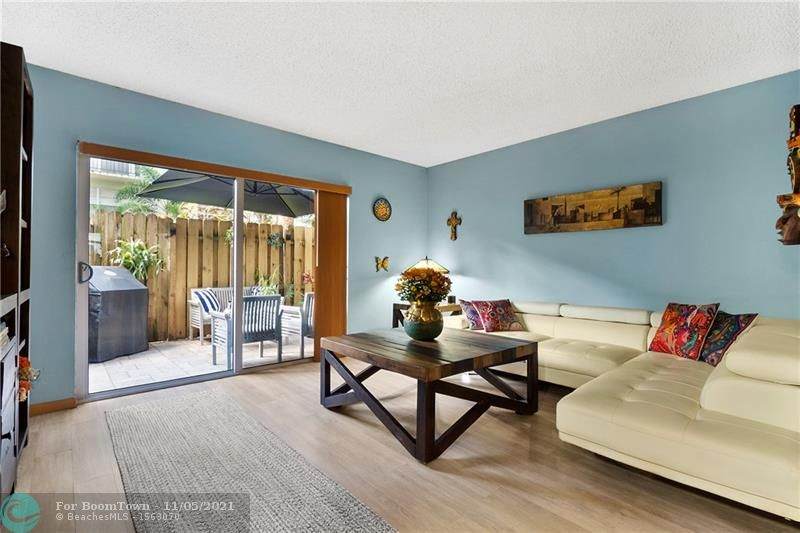 807 Oakland Park Blvd - Photo 1