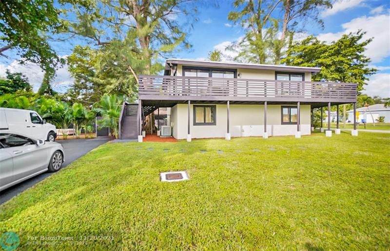 4800 77th Ct - Photo 1