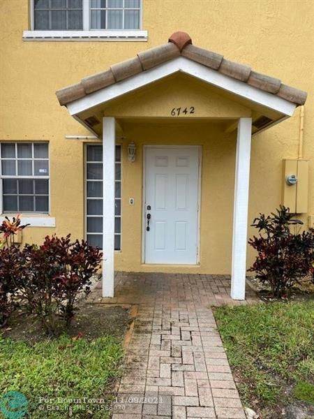 6742 Sienna Club Dr - Photo 1