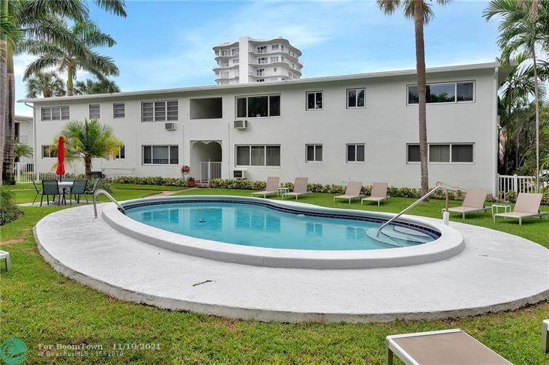 624 Antioch Ave - Photo 1