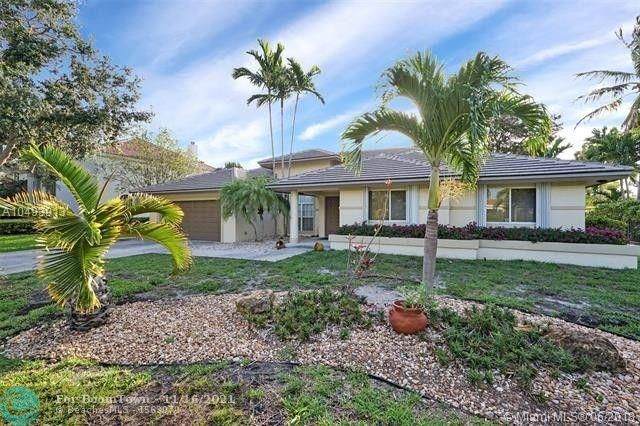 2940 Oak Tree Dr - Photo 1