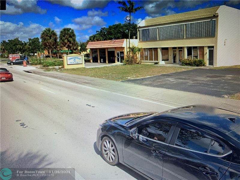 400 State Road 7 - Photo 1