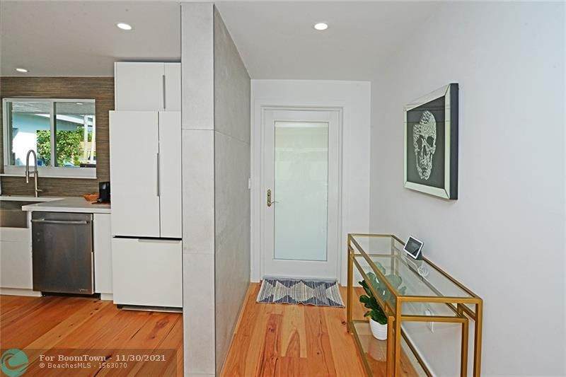 1186 5th St - Photo 1