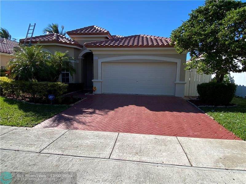 4980 134th Ave - Photo 1