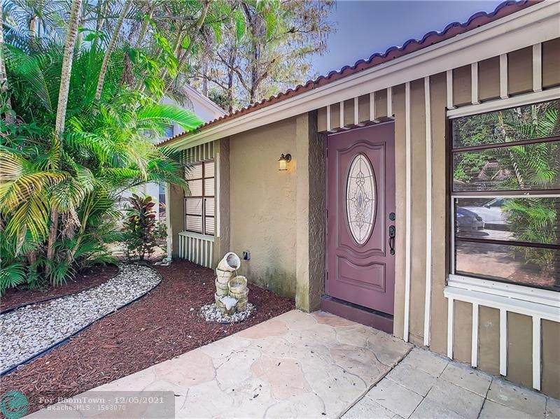 1257 91st Ave - Photo 1