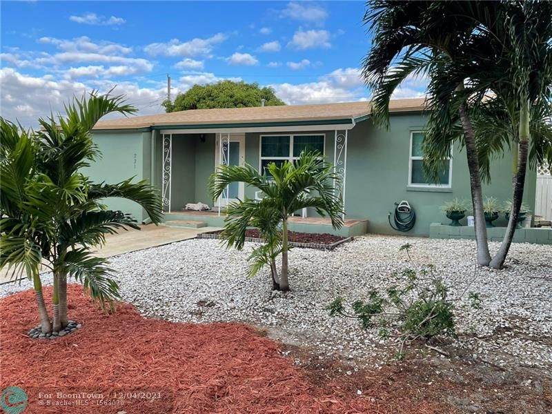 221 53rd Ct - Photo 1