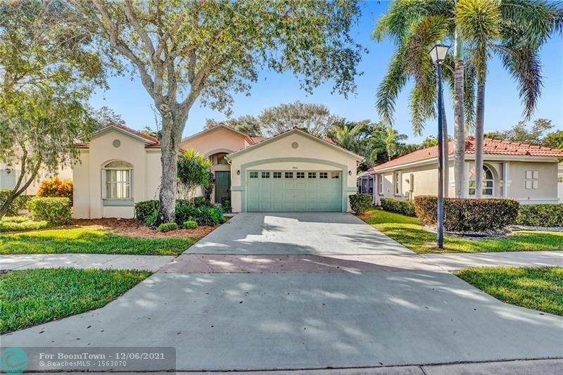 9950 Harbour Lake Cir - Photo 1