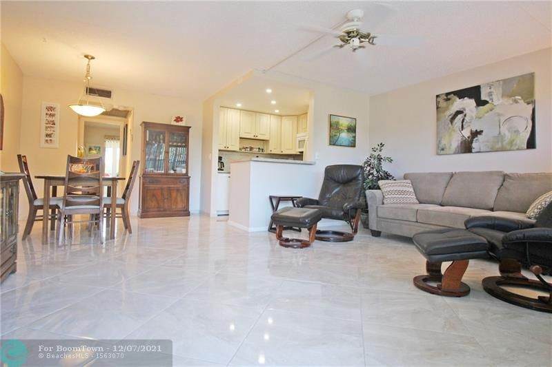 3008 Berkshire A - Photo 1