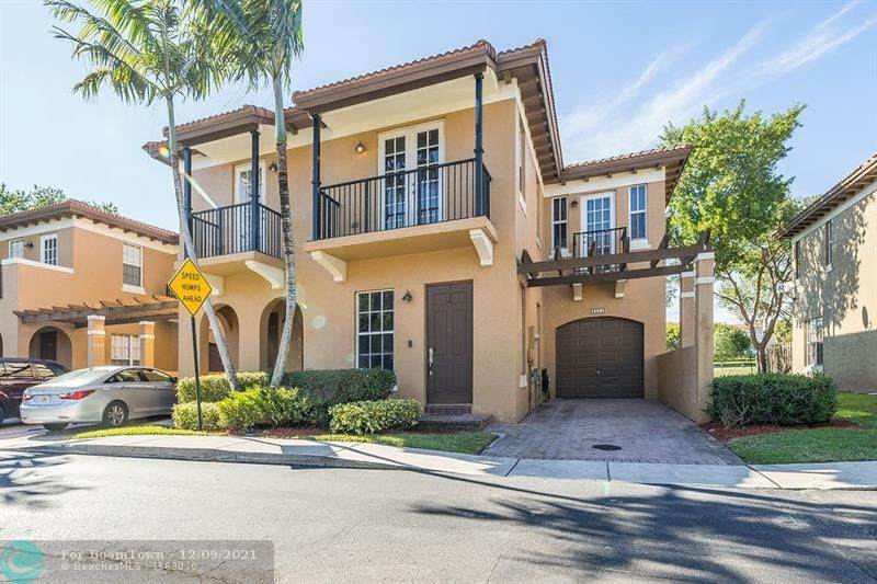 6861 Julia Gardens Dr - Photo 1