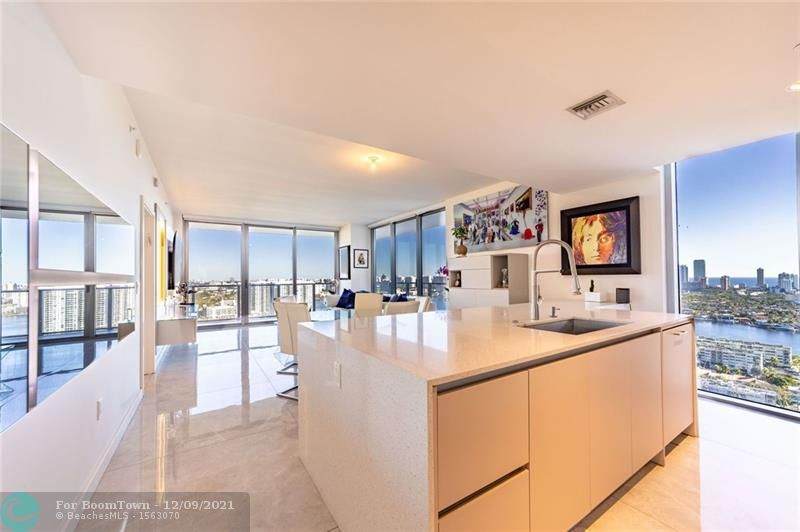 16385 Biscayne Blvd - Photo 1