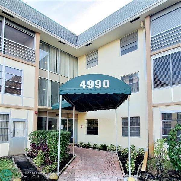 4990 Sabal Palm Blvd - Photo 1