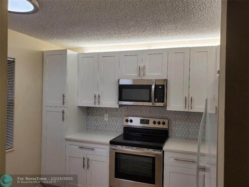3869 Carambola Cir - Photo 1