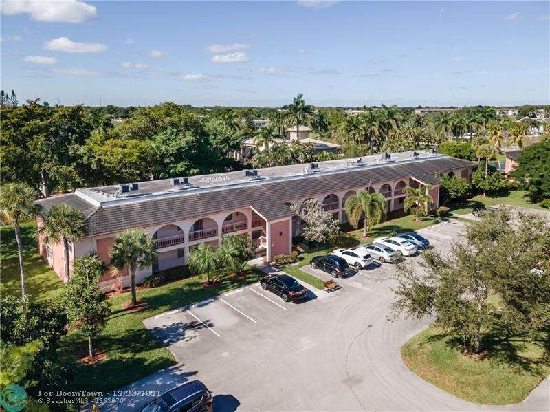 1102 Bahama Bnd - Photo 1