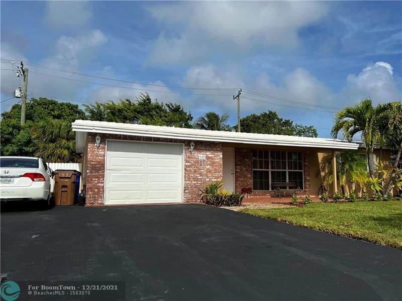 183 10th Ct - Photo 1