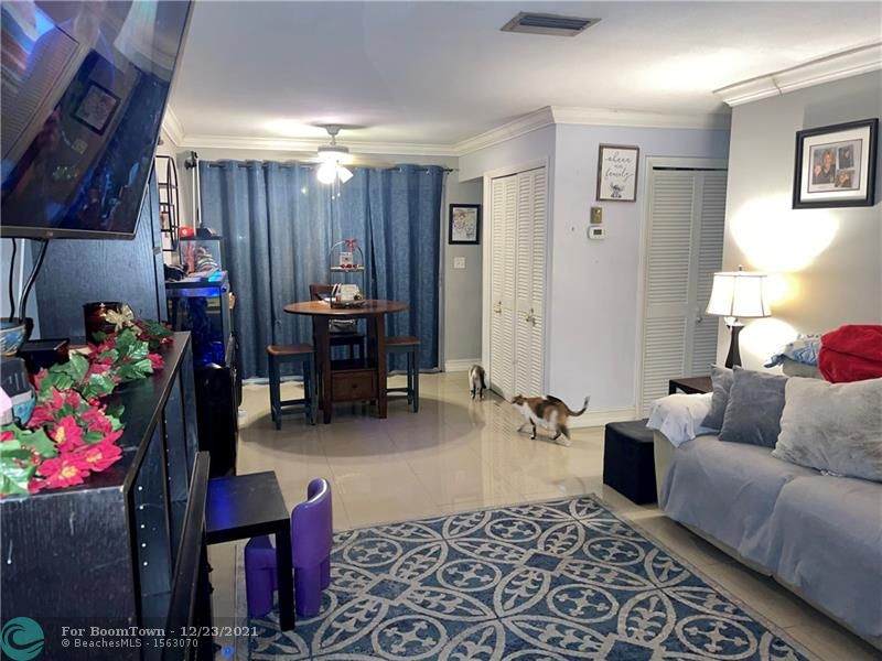 3930 Crystal Lake Dr - Photo 1