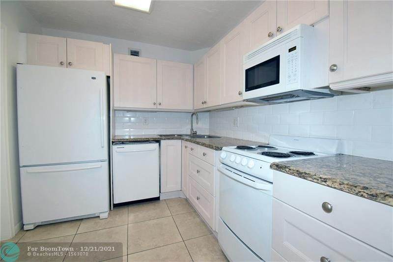 9 19th Ct - Photo 1