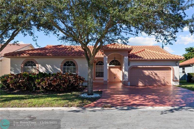5580 57th Way - Photo 1