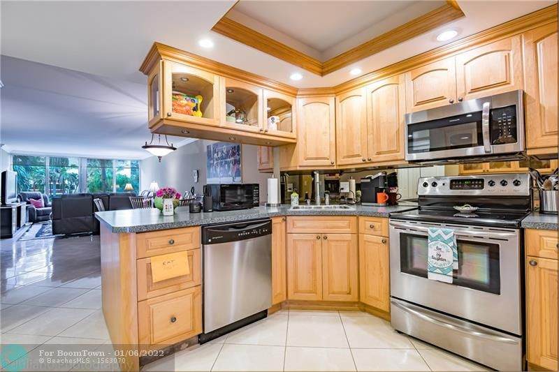 2731 14th Street Cswy - Photo 1