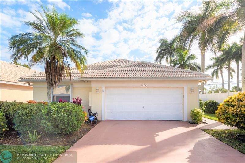 12750 Hampton Lakes Cir - Photo 1