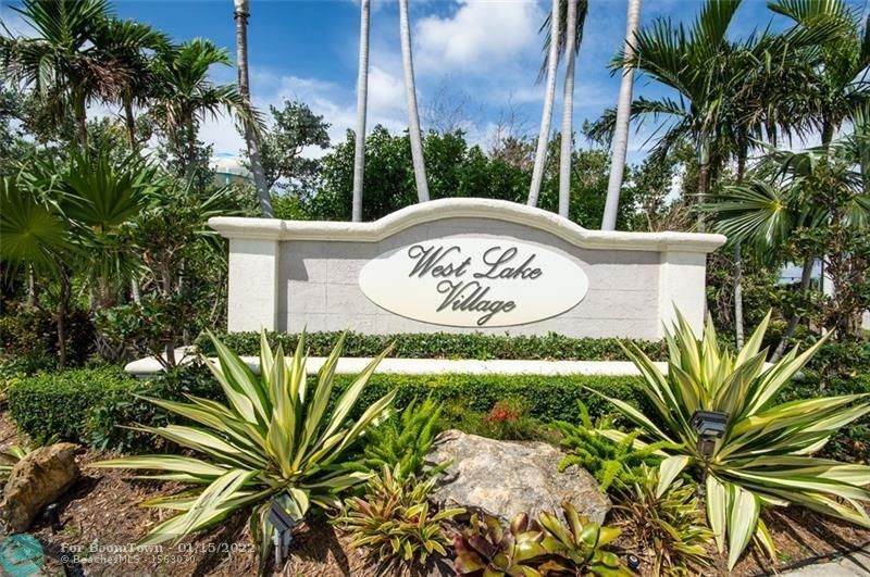 1574 Yellowheart Way - Photo 1