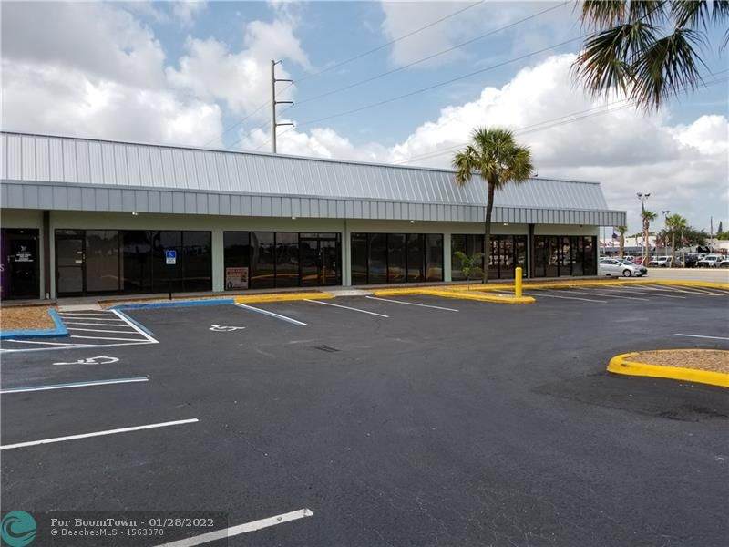 435 State Road 7 - Photo 1