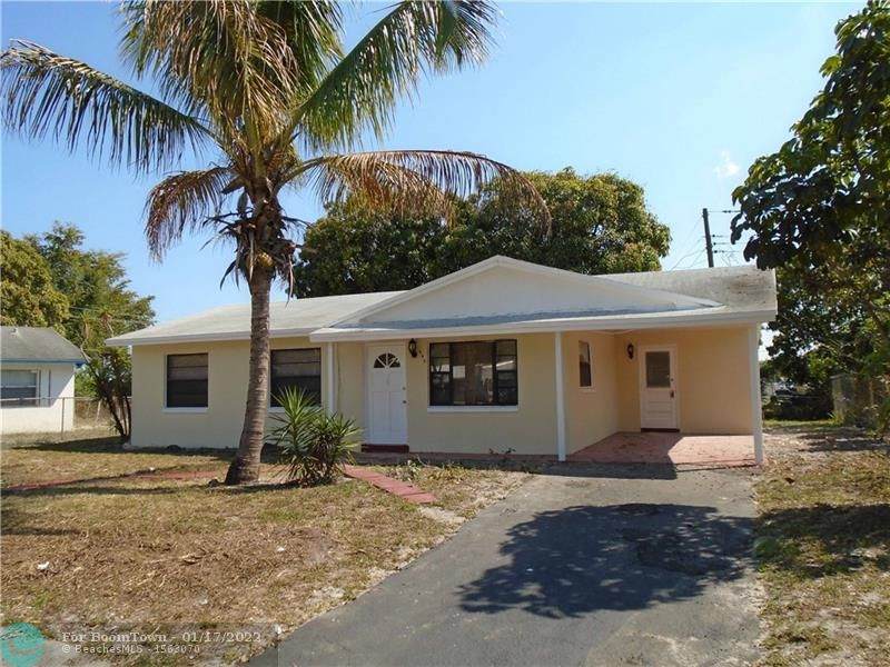 549 21st Ct - Photo 1
