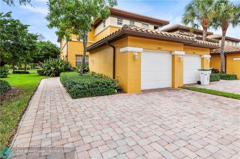 8031 127th Ln - Photo 1