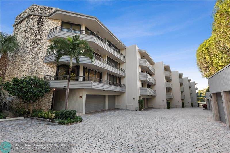 1170 Hillsboro Mile - Photo 1